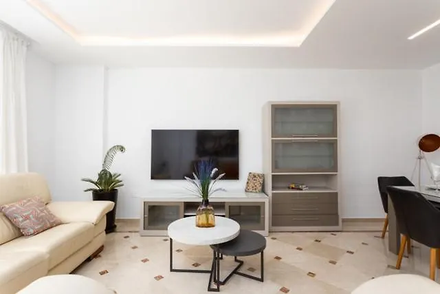 2º Mtr - Temporary Rent 3 Bedrooms Av Del Mar Apartament Marbella