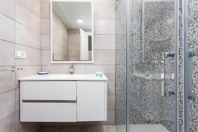 2º Mtr - Temporary Rent 3 Bedrooms Av Del Mar Appartement Marbellac